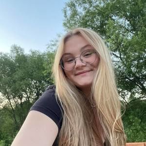 Meet your Posher, Alycia